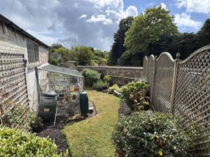 Photo 21- click for photo gallery